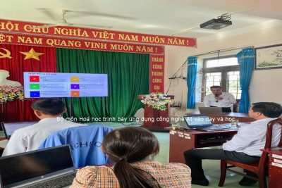 TRƯỜNG THPT TRẦN PHÚ – NAM ĐÀ TỔ CHỨC HỘI THẢO ỨNG DỤNG CÔNG NGHỆ TRÍ TUỆ NHÂN TẠO (AI) TRONG DẠY HỌC –  THÚC ĐẨY ĐỔI MỚI PHƯƠNG PHÁP DẠY HỌC VƯƠN MÌNH TRONG KỈ NGUYÊN SỐ